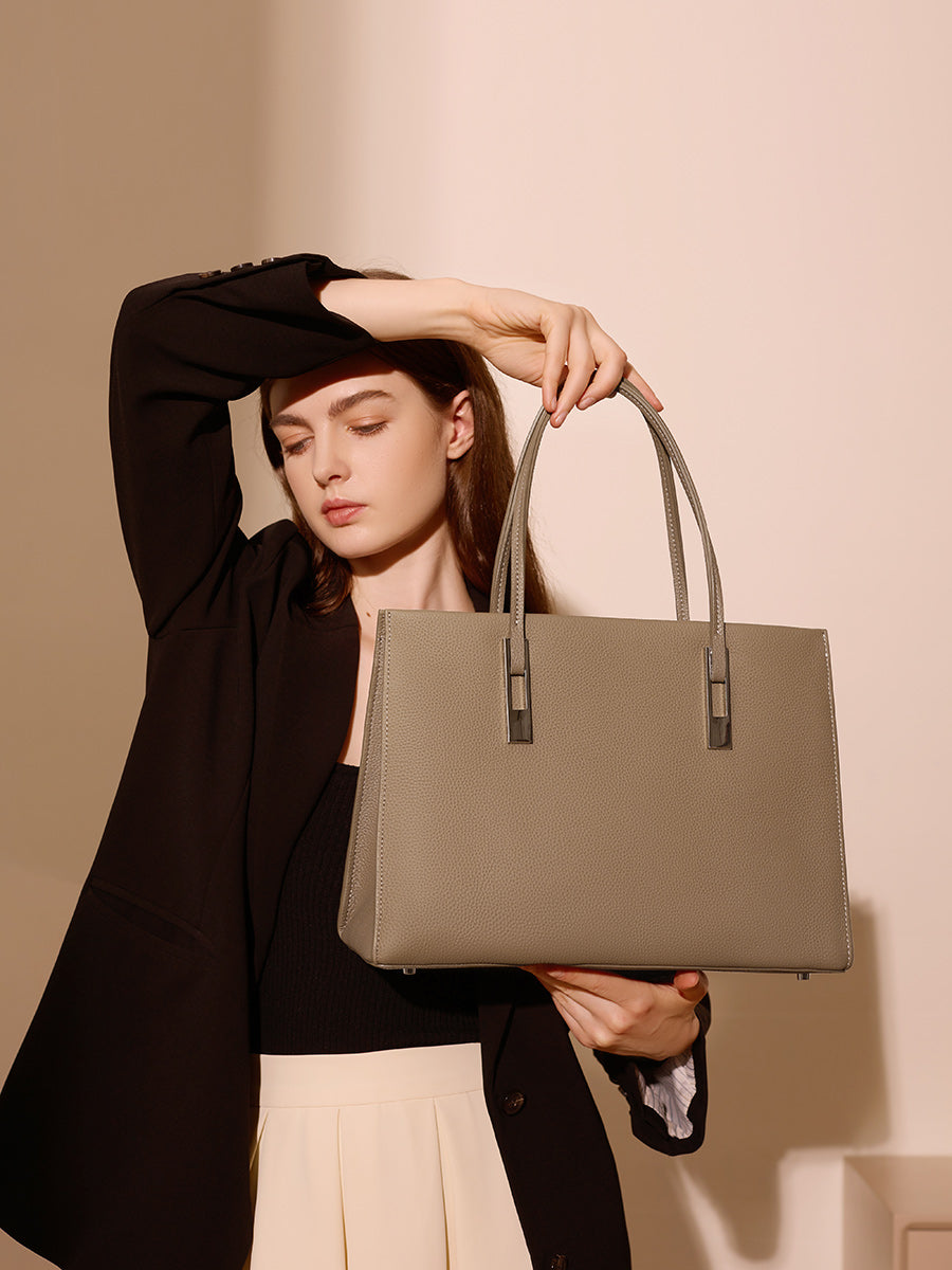 Simple Large Capacity Tote Bag