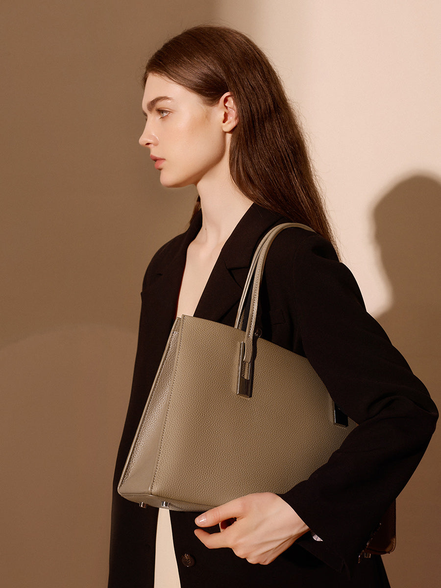 Simple Large Capacity Tote Bag
