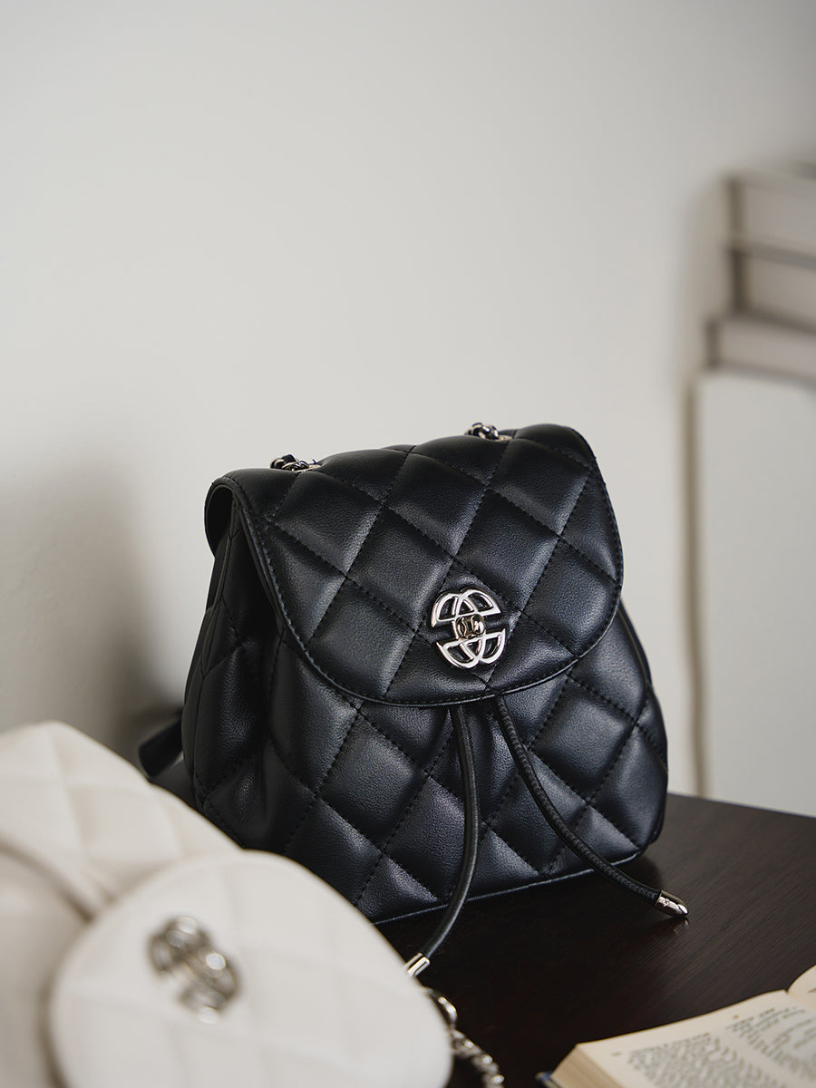 Diamond Pattern Chain Small Backpack