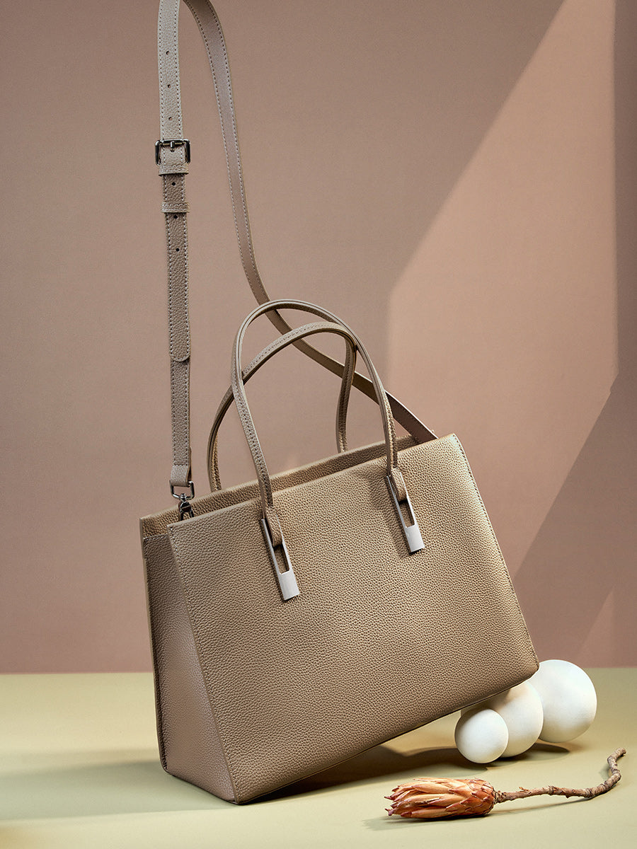 Simple Large Capacity Tote Bag