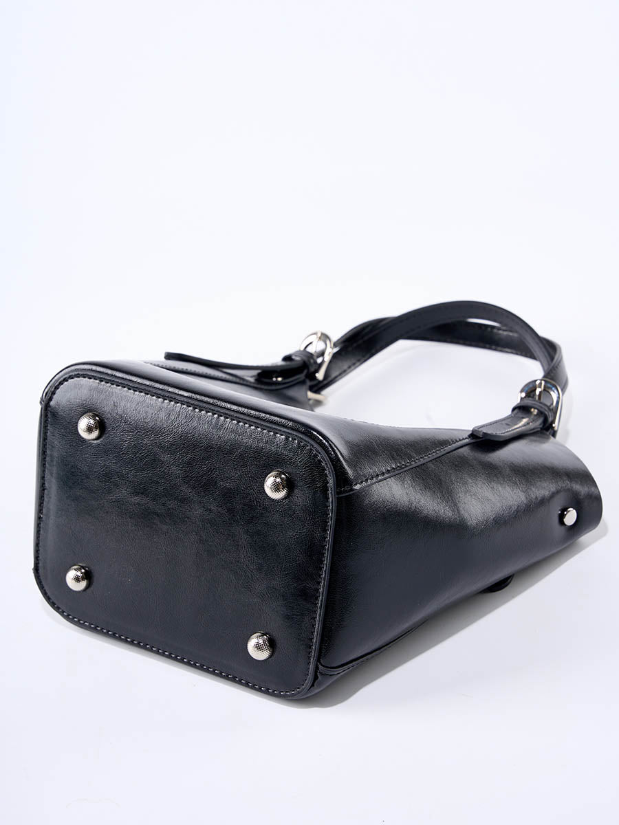 Classic Commuter Bucket Bag