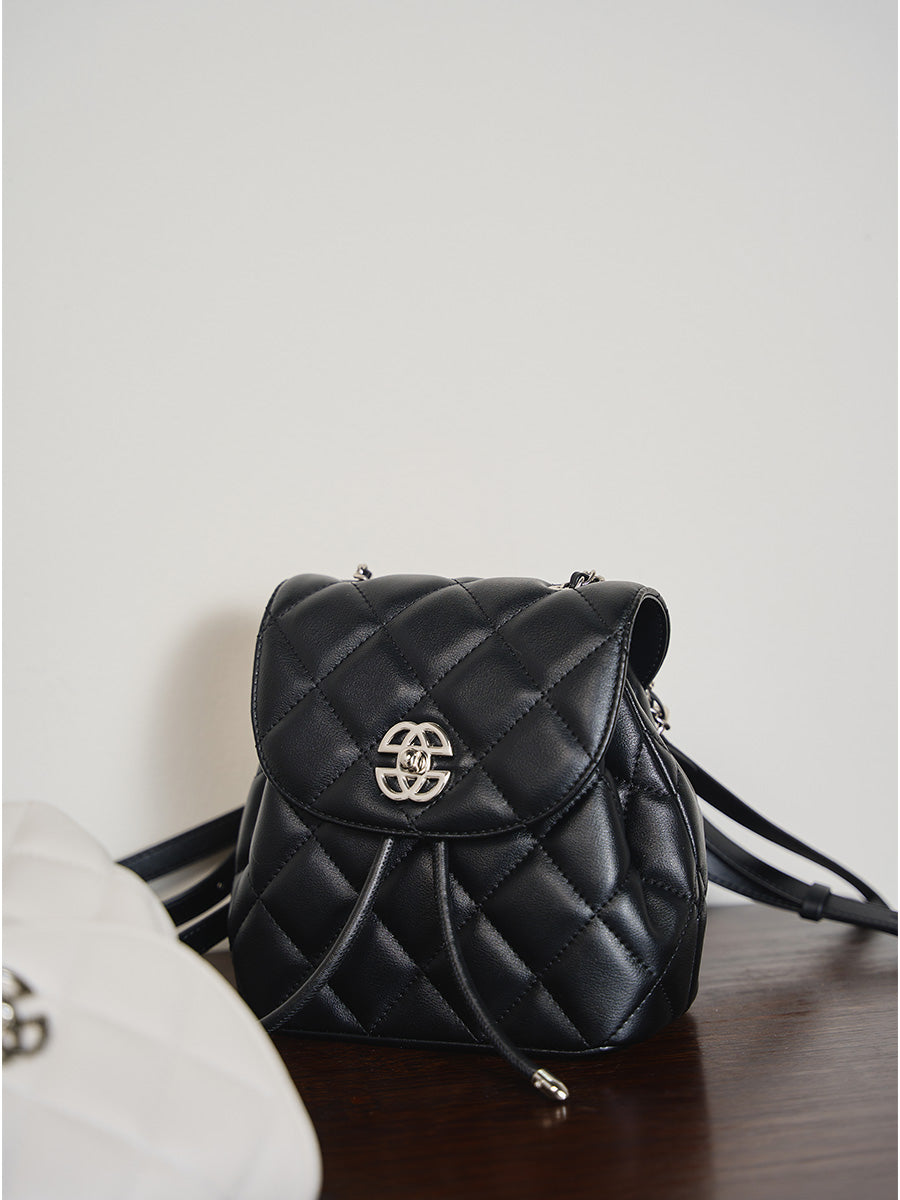 Diamond Pattern Chain Small Backpack